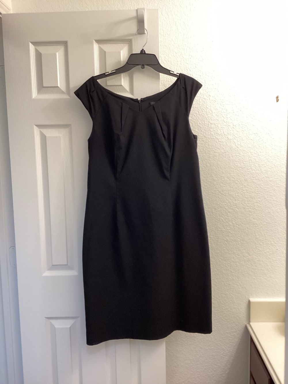 Classic Black Cap-Sleeve Midi Dress